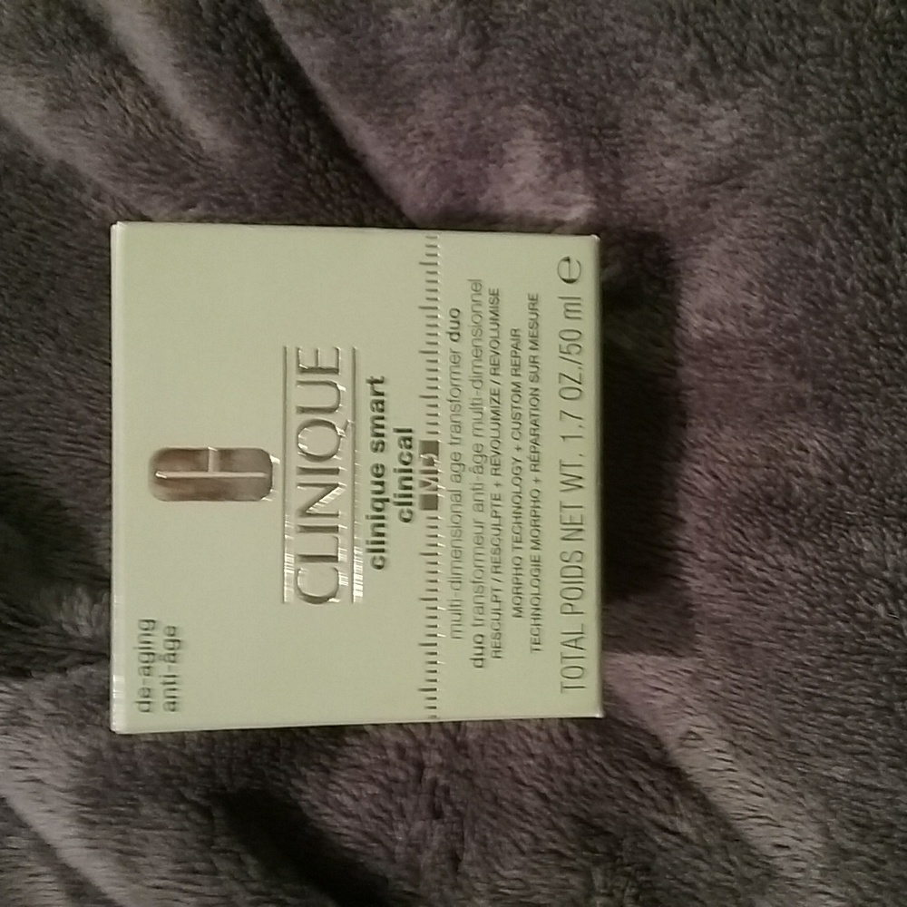Clinique Smart Clinical